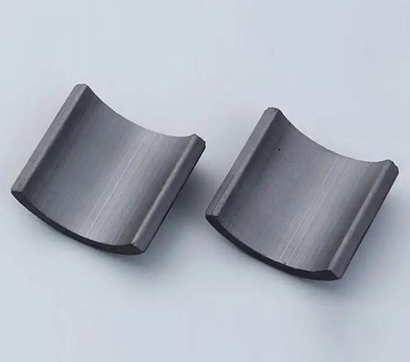 Arc Ferrite magnets